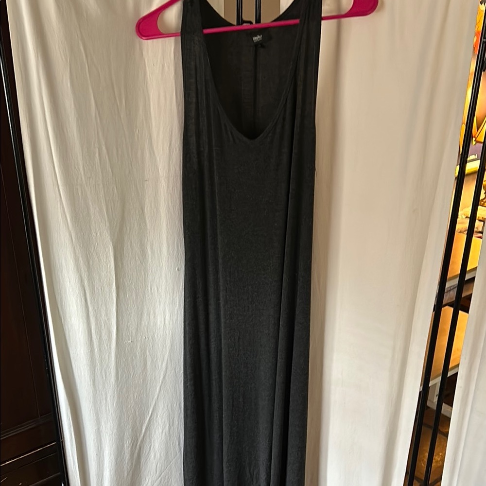 Black Sleeveless V-Neck Sundress Maxi